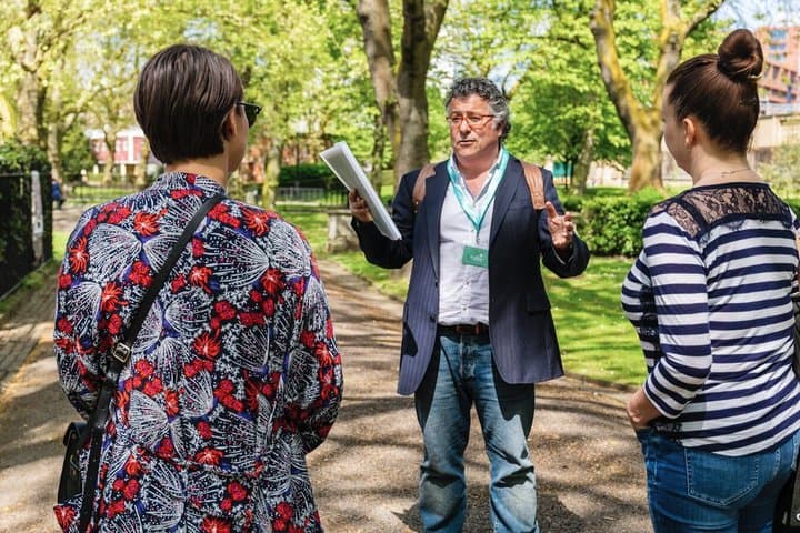 Royal Kensington Gardens Tour & Kensington Palace Entry