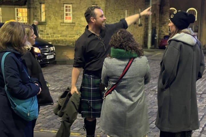 Tales of Edinburgh Pub Tour Journey through History and Whisky