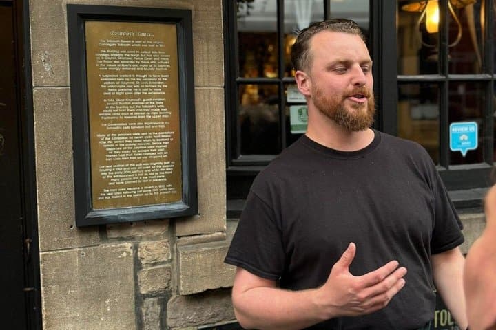 Tales of Edinburgh Pub Tour Journey through History and Whisky
