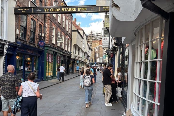 York Murder Mystery Self Guided City Detective Game