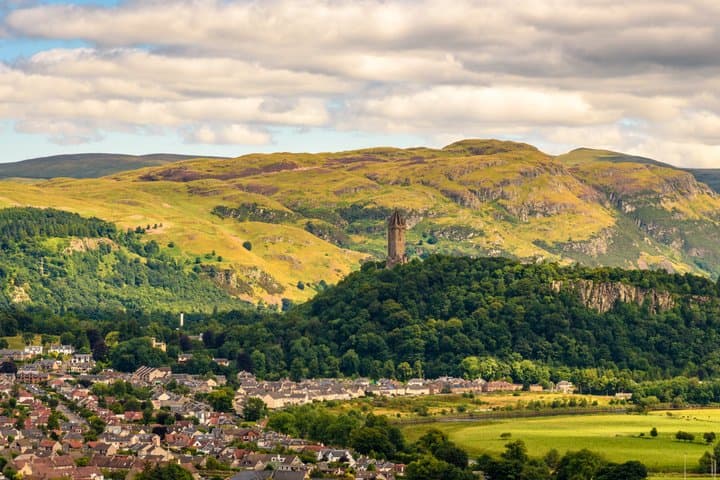 Stirling Castle and Old Town Ticket Included Tour