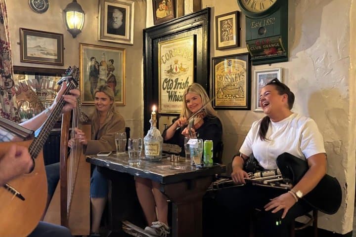 Irish Traditional Music and BBQ Night at Crosskeys Inn