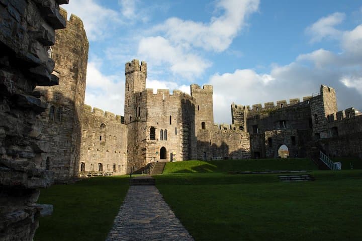 Private Tour: North Wales from Liverpool in 16 seater Mercedes