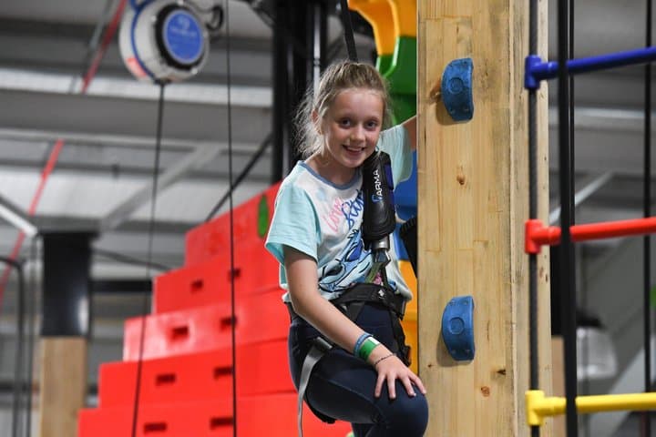 Weekend and Holiday Climb - Climb Quest Milton Keynes