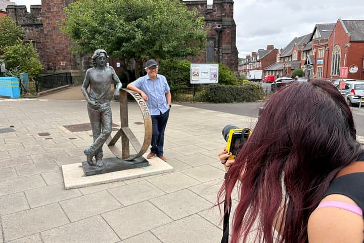 Private Liverpool Beatles Taxi Tour + Cavern Finale