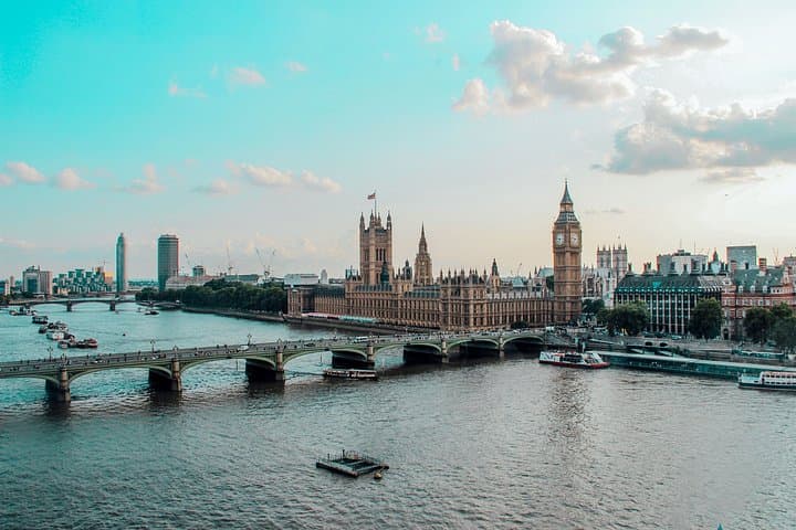 Cruise Terminals Transfers: London to/from Southampton