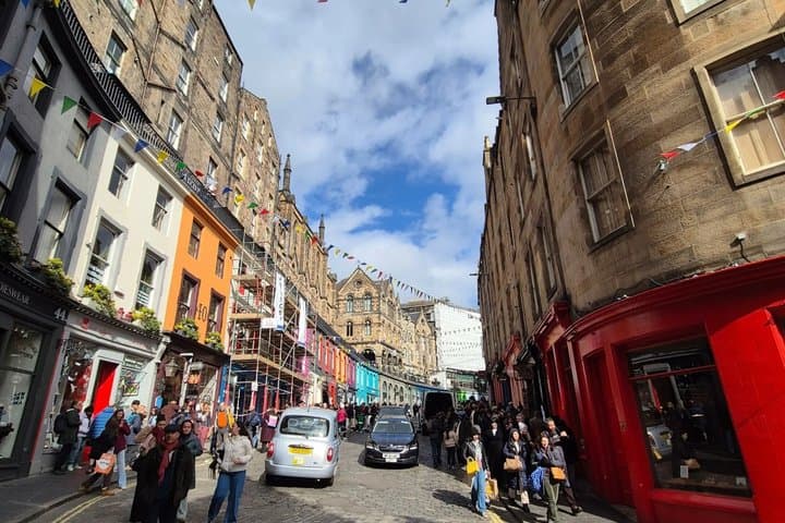Edinburgh True Crime Audio Tour with A Former Detective