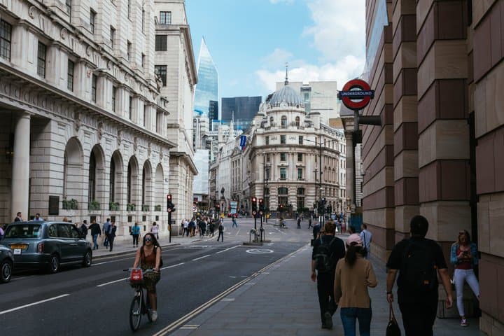 London Walking Tour: Explore Top Sights & Hidden Gems