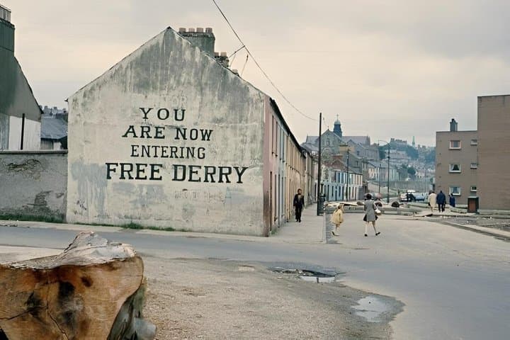 Derry Donegal and Slieve League Private Minivan Tour