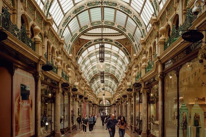 Leeds Self Guided Tour of Grand Arcades and Golden Owls