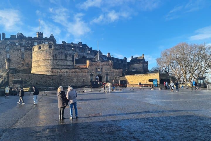 Edinburgh Old Town and Calton Hill Self Guided Audio Tour