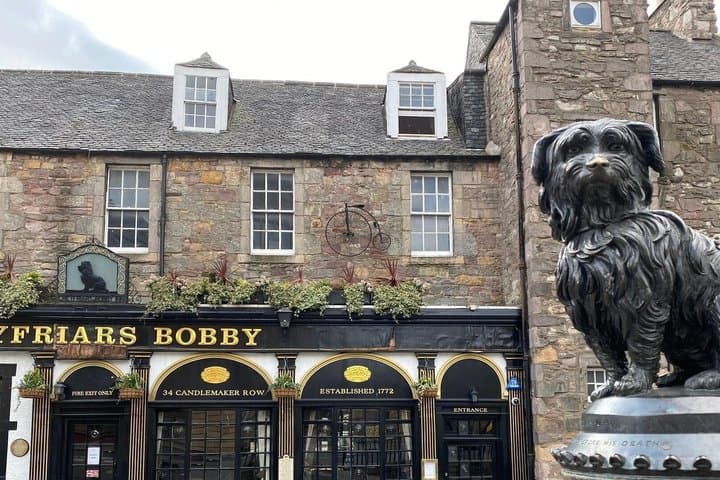 Edinburgh Old Town and Calton Hill Self Guided Audio Tour