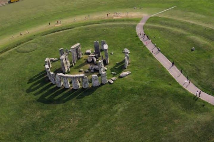3 Day London Stonehenge and Bath Tour with Hotel and Tickets
