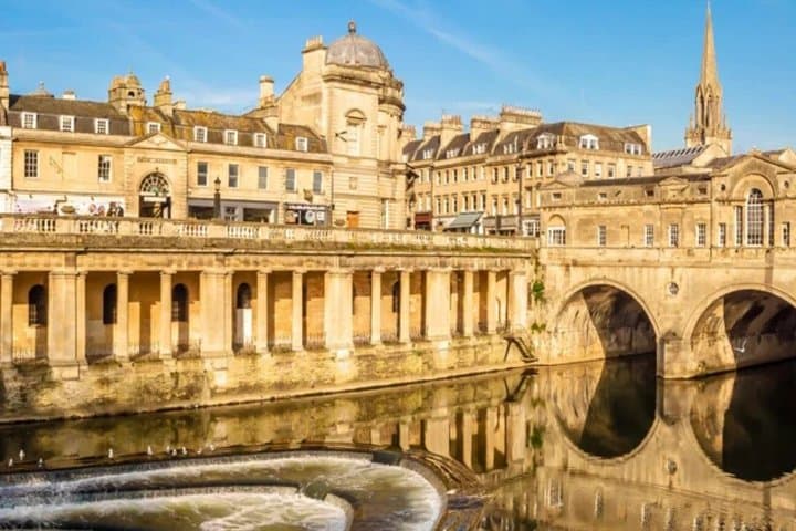 3 Day London Stonehenge and Bath Tour with Hotel and Tickets