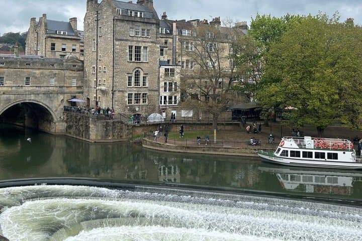3 Day London Stonehenge and Bath Tour with Hotel and Tickets