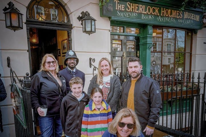 Private Black Cab Tour in Victorian London