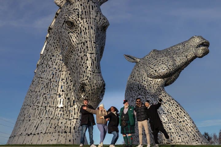 Edinburgh: Loch Lomond, Stirling Castle and the Kelpies Day Tour