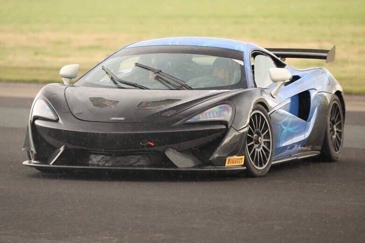 McLaren 570S GT4 in 6 Lap Experience at Oulton Park