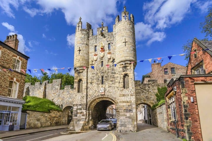 York Walking Tour with Audioguide on your Smartphone