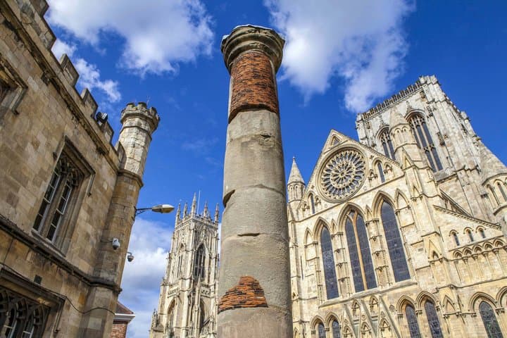 York Walking Tour with Audioguide on your Smartphone