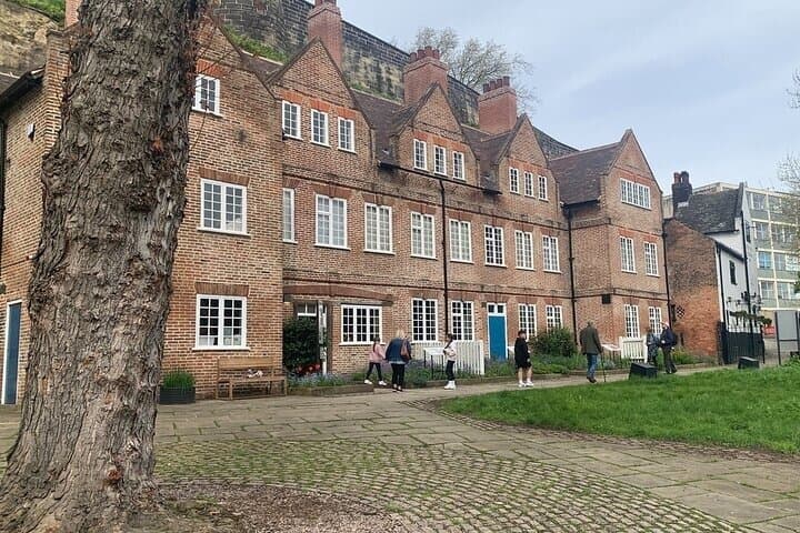 Medieval to Modern: A Self-guided Tour of Nottingham's Heritage