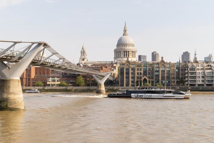 Saint Paul's Cathedral and Return River Thames Ride Ticket