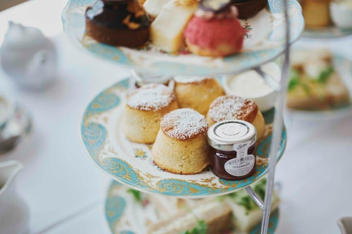 Christmas at Kensington Palace, Walk, High Tea & Palace Entry