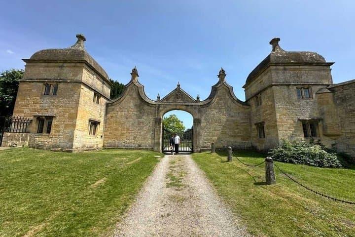 Private North Cotswold Day Tour with Local Guide