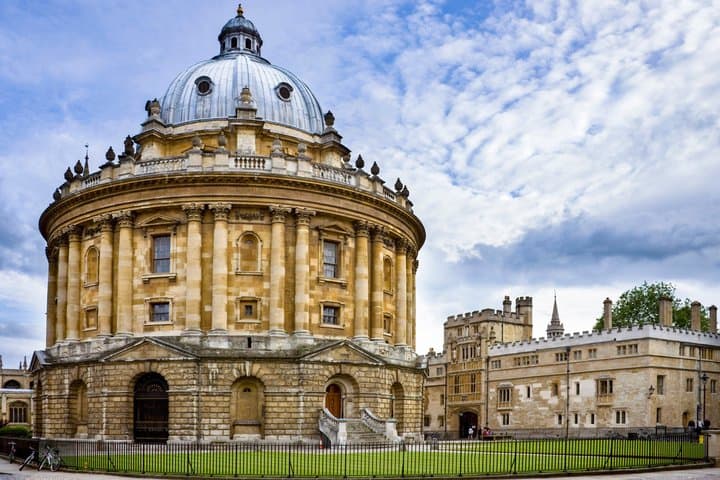Harry Potter Filming Locations Tour from London (Oxford & Lacock)
