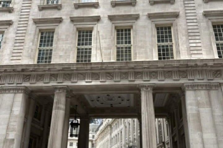 Roman Roads to Rooftops: A Self-Guided London Walking Tour