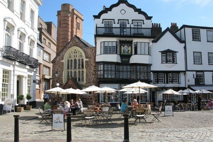 Exeter sightseeing and pub hopping with private guide