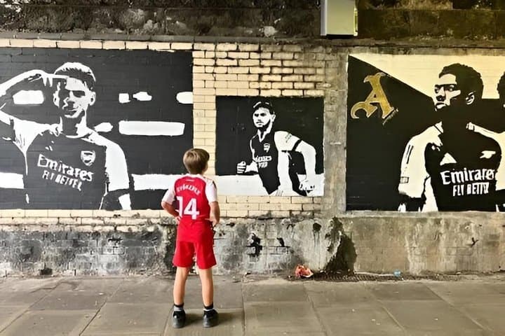 Arsenal Football Walking Tour with TV Producer and Lifelong Fan
