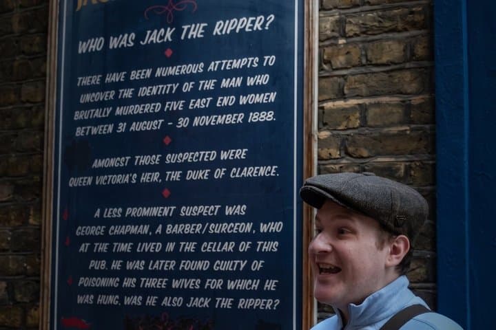Jack the Ripper Small Group Walking Tour