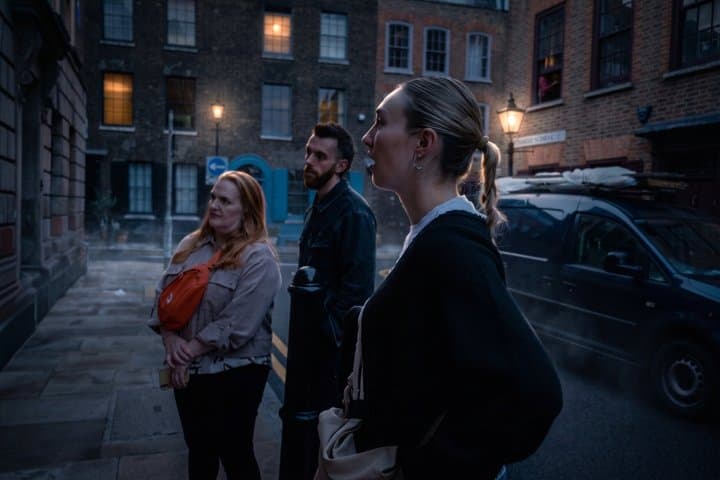 Jack the Ripper Walking Tour with Historic Pub Stops