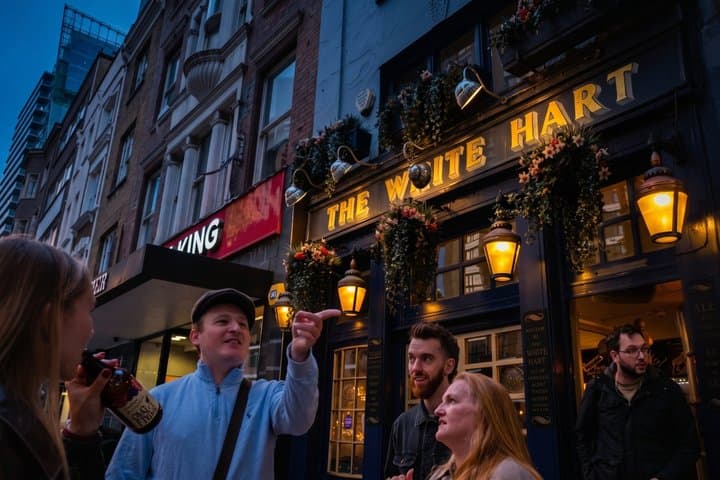 Jack the Ripper Walking Tour with Historic Pub Stops