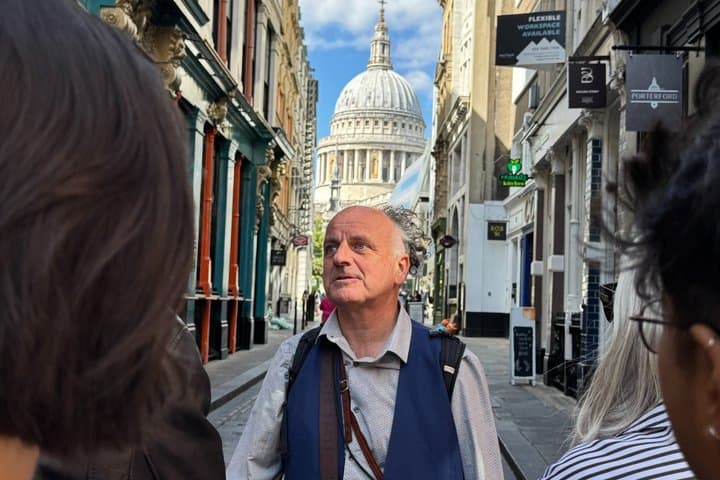 The Tower of London to St Paul's: A City of London Walking Tour