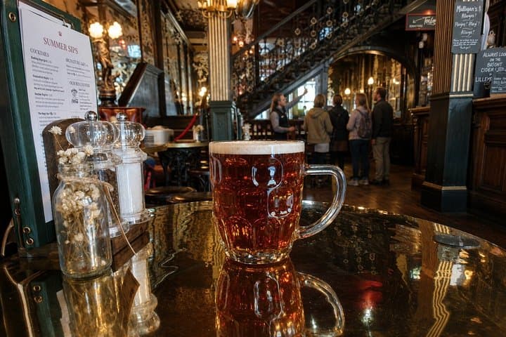 London's Covent Garden Historic Pub Tour