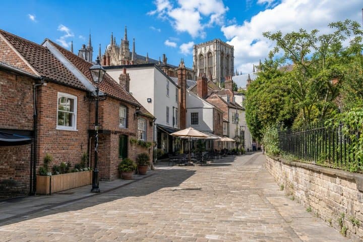 Podcast Tour York The Secret Snickelways of York