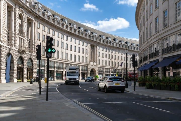 Podcast Tour: Darwins London - The Reluctant Revolutionary