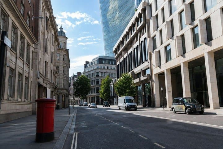 Podcast Tour: Darwins London - The Reluctant Revolutionary