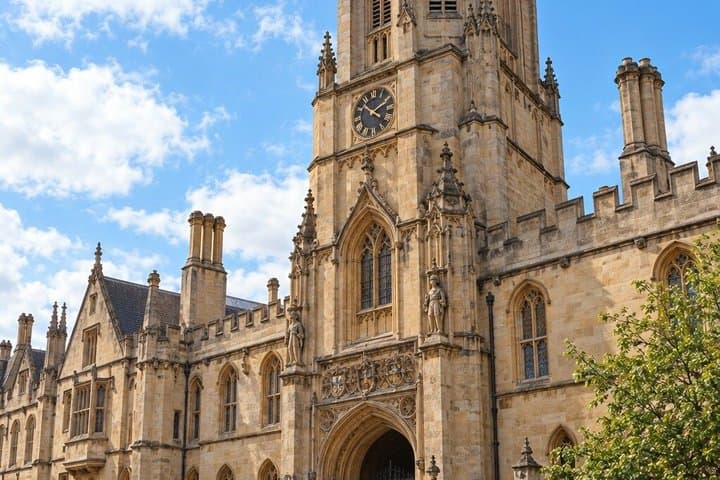 Self-Guided Podcast Tour Oxford: The Architecture of Ambition