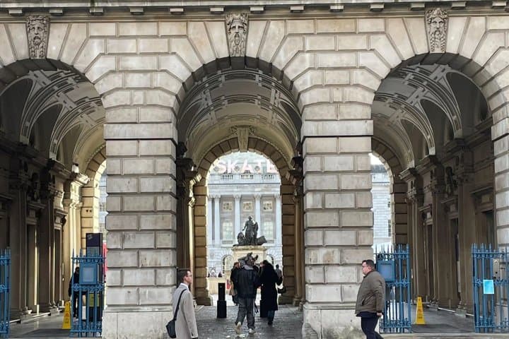 Somerset House Audio Guide: Georgian Powerhouse to Arts Hub
