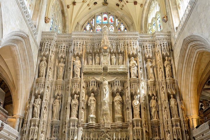 London Windsor Castle Stonehenge and Historic Winchester Day Tour