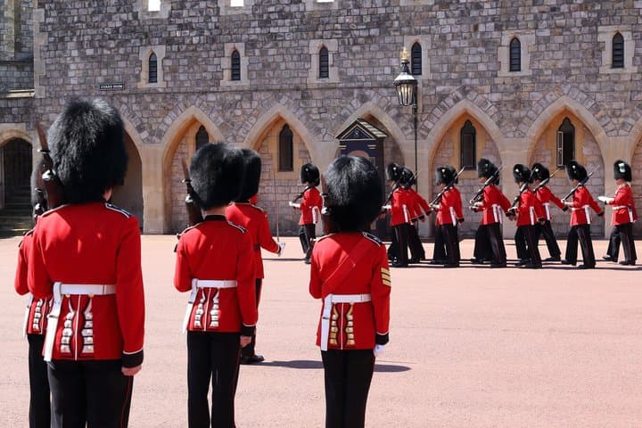 London Windsor Castle Stonehenge and Historic Winchester Day Tour