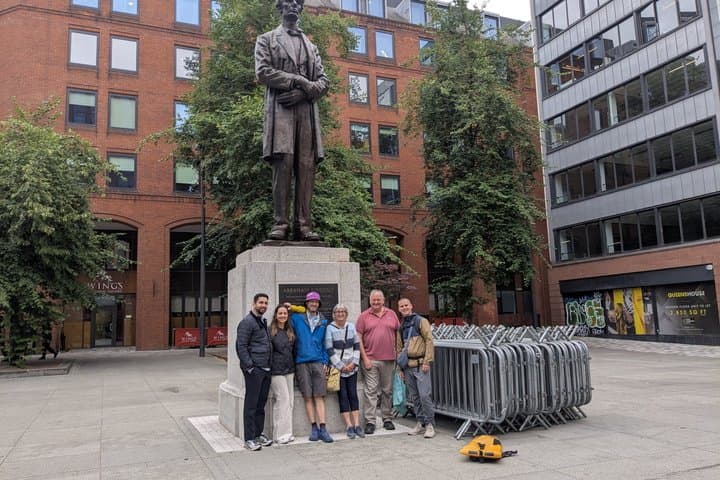 Manchester Free Walking Tour with Local Guides