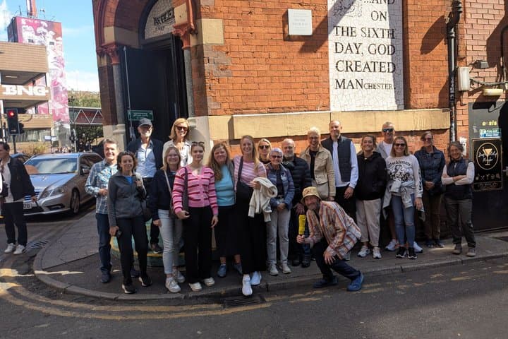 Manchester Free Walking Tour with Local Guides