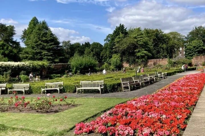 Roundabout Roundhay Park: A Self-Guided Step-Free Tour