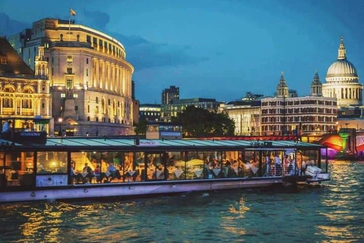 London Thames River Sightseeing Cruise Experience Pass