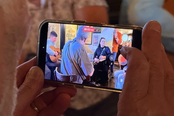 Irish Traditional Music and BBQ Night at Crosskeys Inn