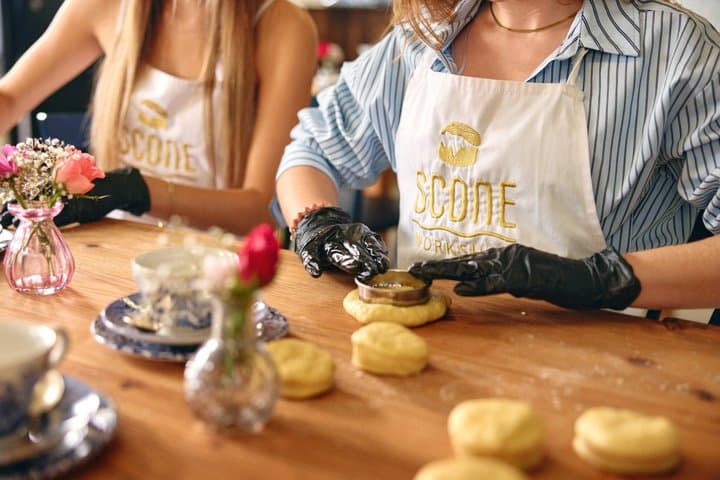London Traditional English Scone Making and Tea Workshop